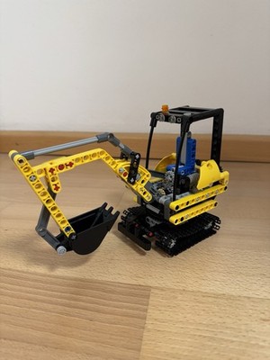 LEGO 8047 Compact Excavator, Technic, 252 Teile, 2010
