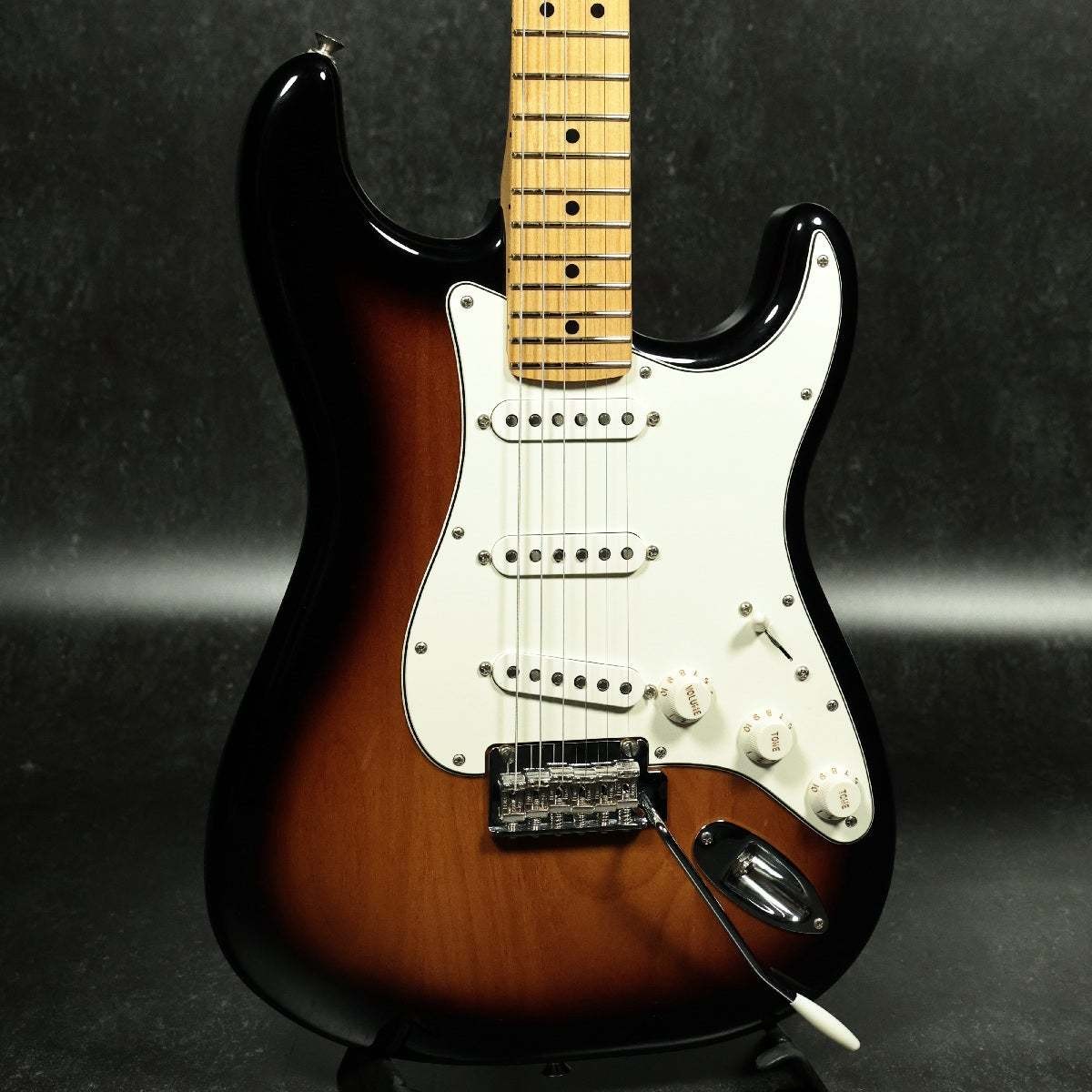 Fender Player Stratocaster Anniversary 2-COLOR Sunburst Used Electric Guitar