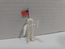 Vintage 1950s 1960s Astronaut Spaceman White Plastic 1.75" Space Figure