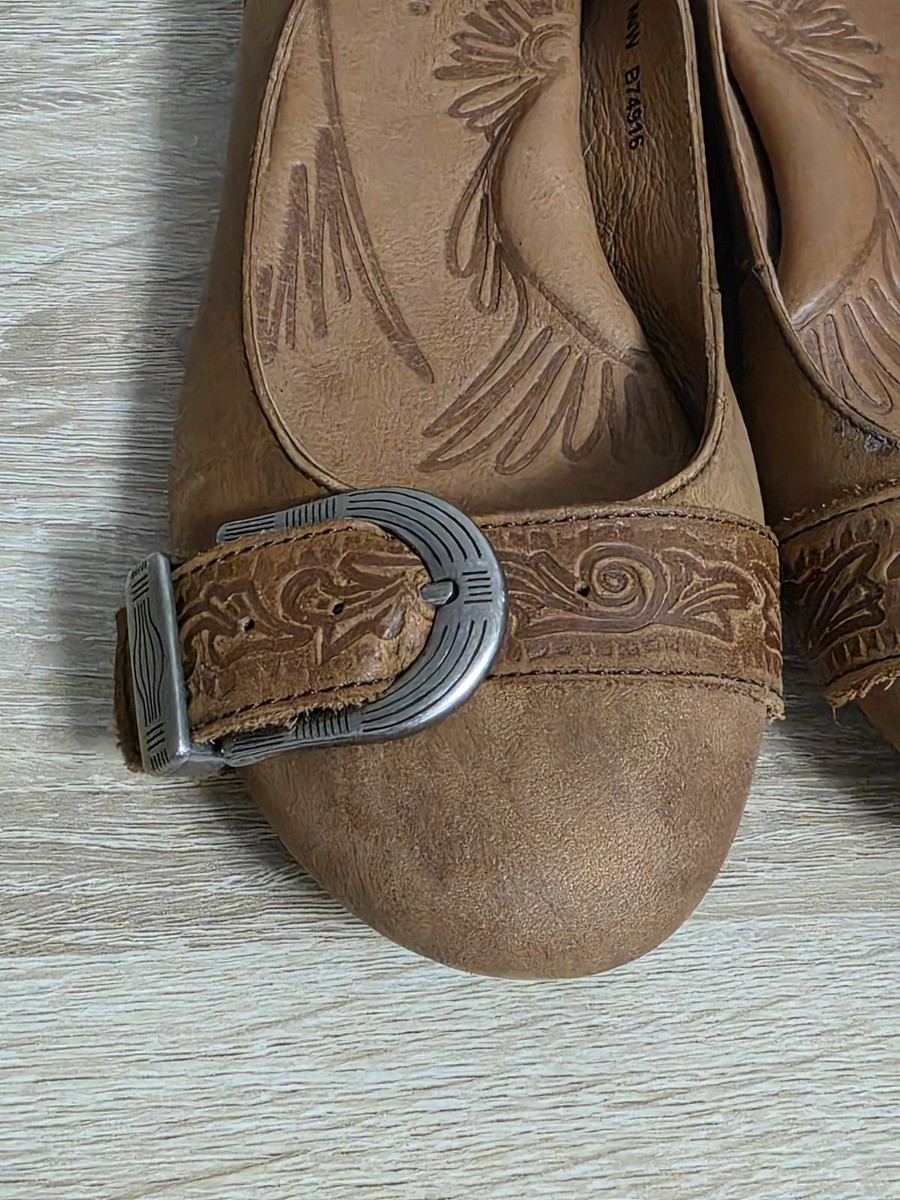 Born Dimi Shoes Size 6 Ballet Flats Primitive Tan Brown Leather Slip On Buckle View 4