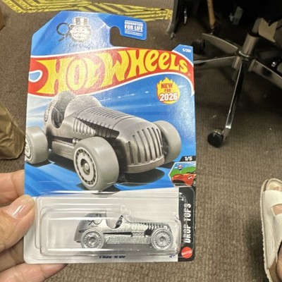 Hot Wheels Pass 'N Go Drop Tops Monopoly 1:64 Silver Black Diecast Car 2026