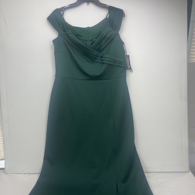 alexa b nites green dress Alexa B Nites Woman Hunter Emerald Green Off The Shoulder Maxi Dress Size  14