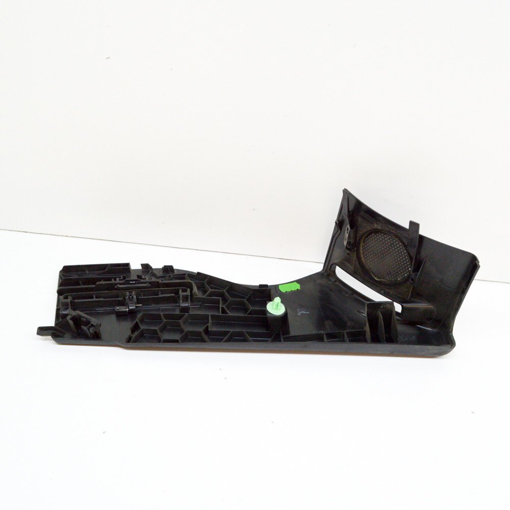 MERCEDES-BENZ SLK R171 Rear Left Seat Belt Trim A1716902725 3.0 