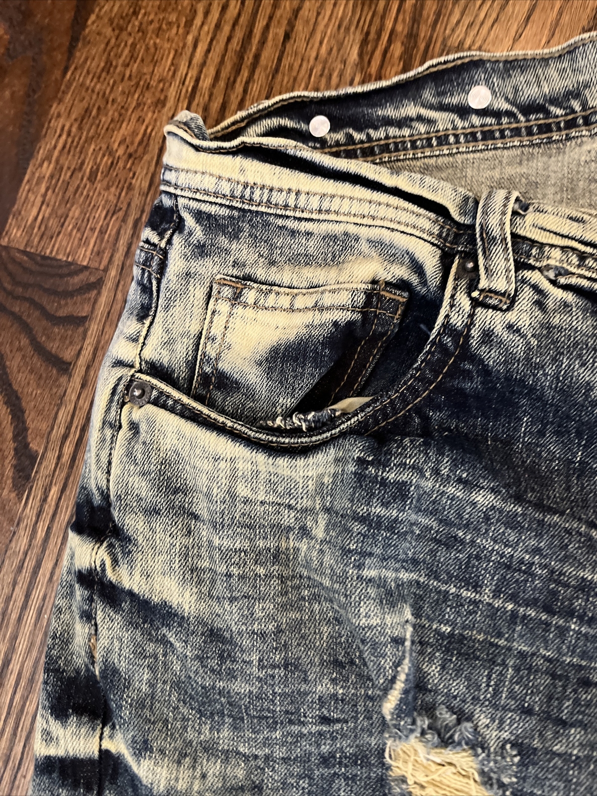 Evolution In Design - Mens Size 40 Jean Shorts Blue Denim Distressed Acid Washed - View 3