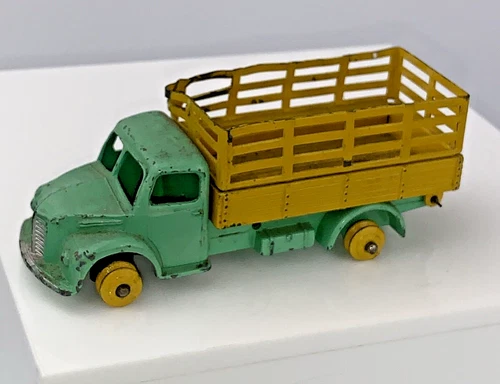 Dinky Toys No. 30N Dodge Farm Produce Truck