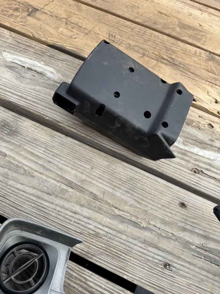 1979-1983 Toyota Pickup Steering Column Cover Clamshell Black 79-83 OEM - Image 2 of 3