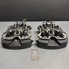 HARLEY DAVIDSON OEM MILWAUKEE EIGHT OIL COOLED HEADS 16600490 16500500