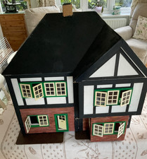 Vintage 1950´s Sturdy Tudor Style Double Fronted Wooden Doll’s House