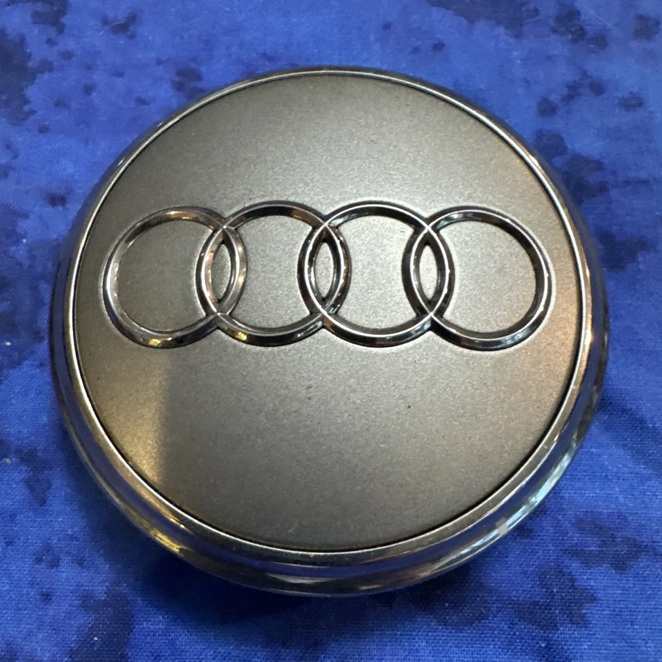 JUEGO DE 4 Tapacubos Centrales Audi Q7 4L0 601 170 4L0601170 2010-2015 Foto 3 de 4