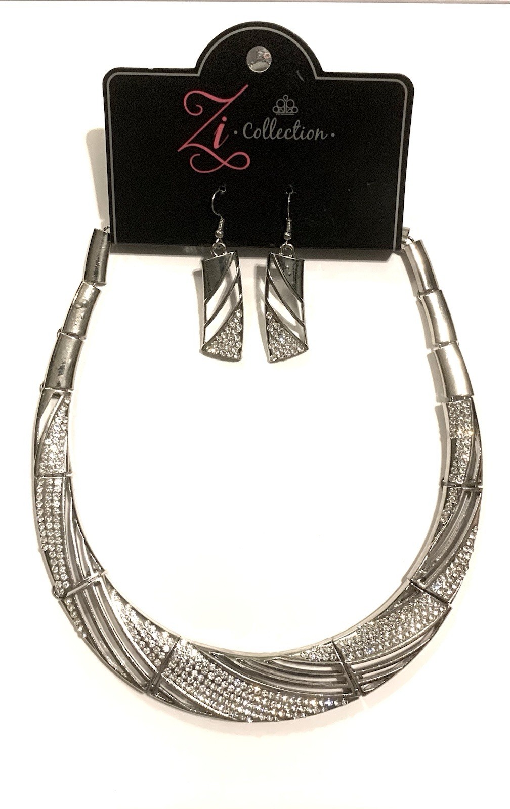 Colección Paparazzi Zi 2018 - *INDEPENDIENTE* Collar Plata Raro