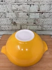 VTG Solid Yellow PYREX 443 Cinderella 2 1/2 Qt Nesting Mixing Bowl Pour Spouts
