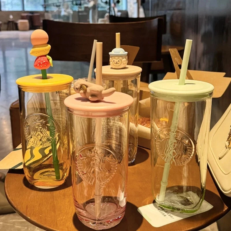 Taza triangular Starbucks 500 ml linda serie mascota vidrio pajita taza de agua con tapa de paja Foto 3 de 4