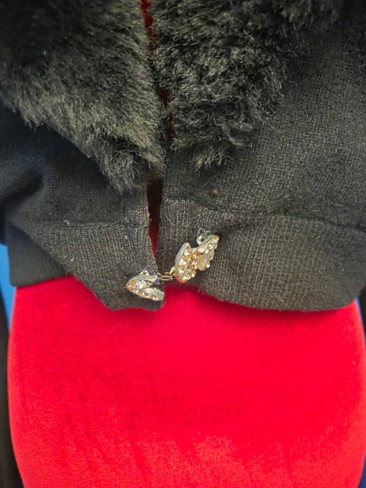 Marilyn Monroe Owned/Worn Faux Collar Wool Sweater from Secretary May Reis - Image 2 of 4