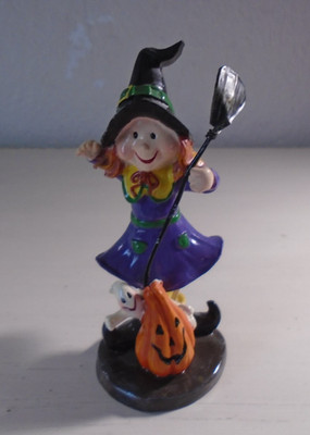 Halloween Witch Figurine Statute Broom, Pumpkin and Ghost Resin 2'' x 5''