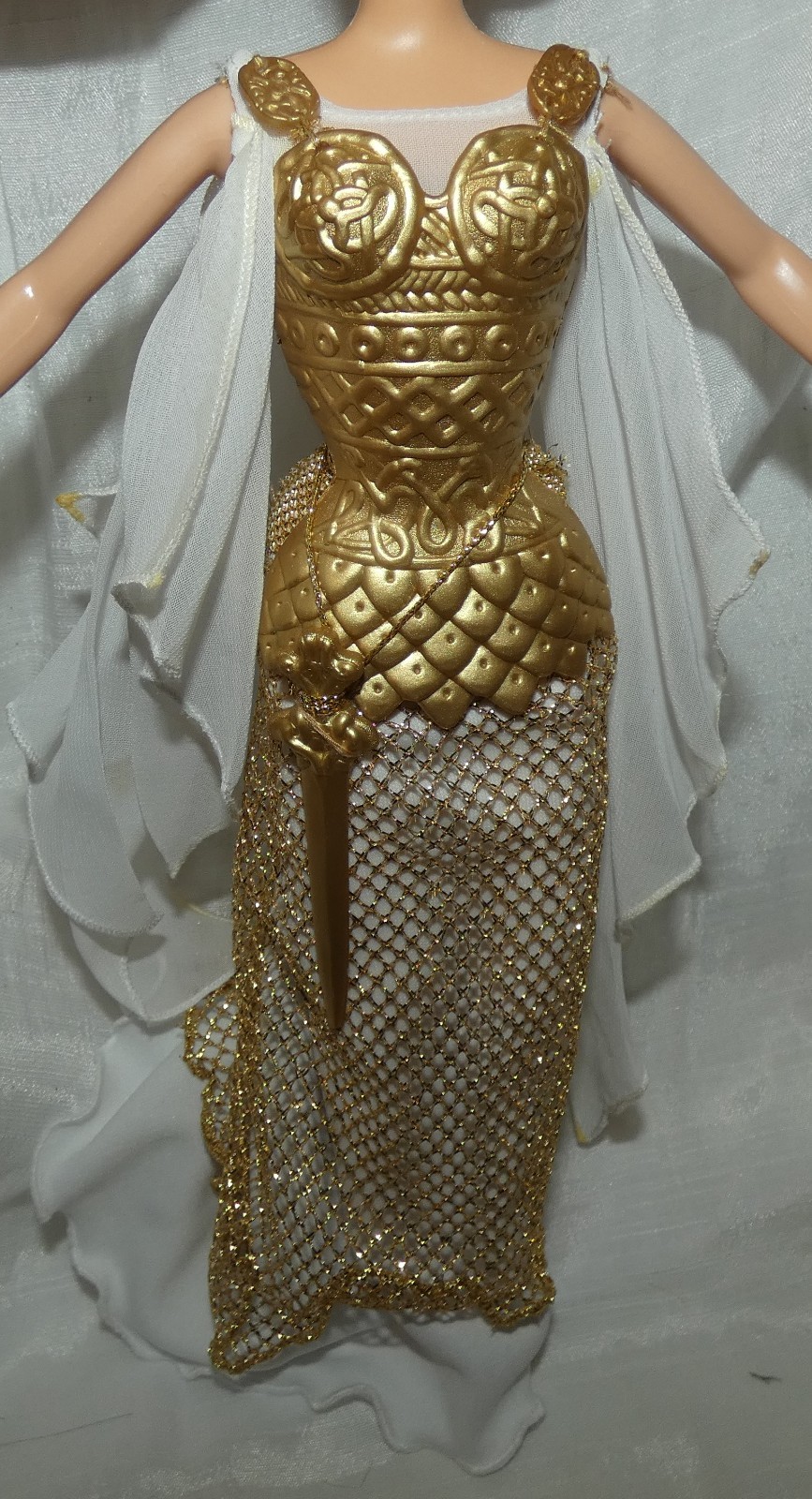 Barbie Dotw Princess Of The Vikings Ivory Gold Dress Fashion For Doll