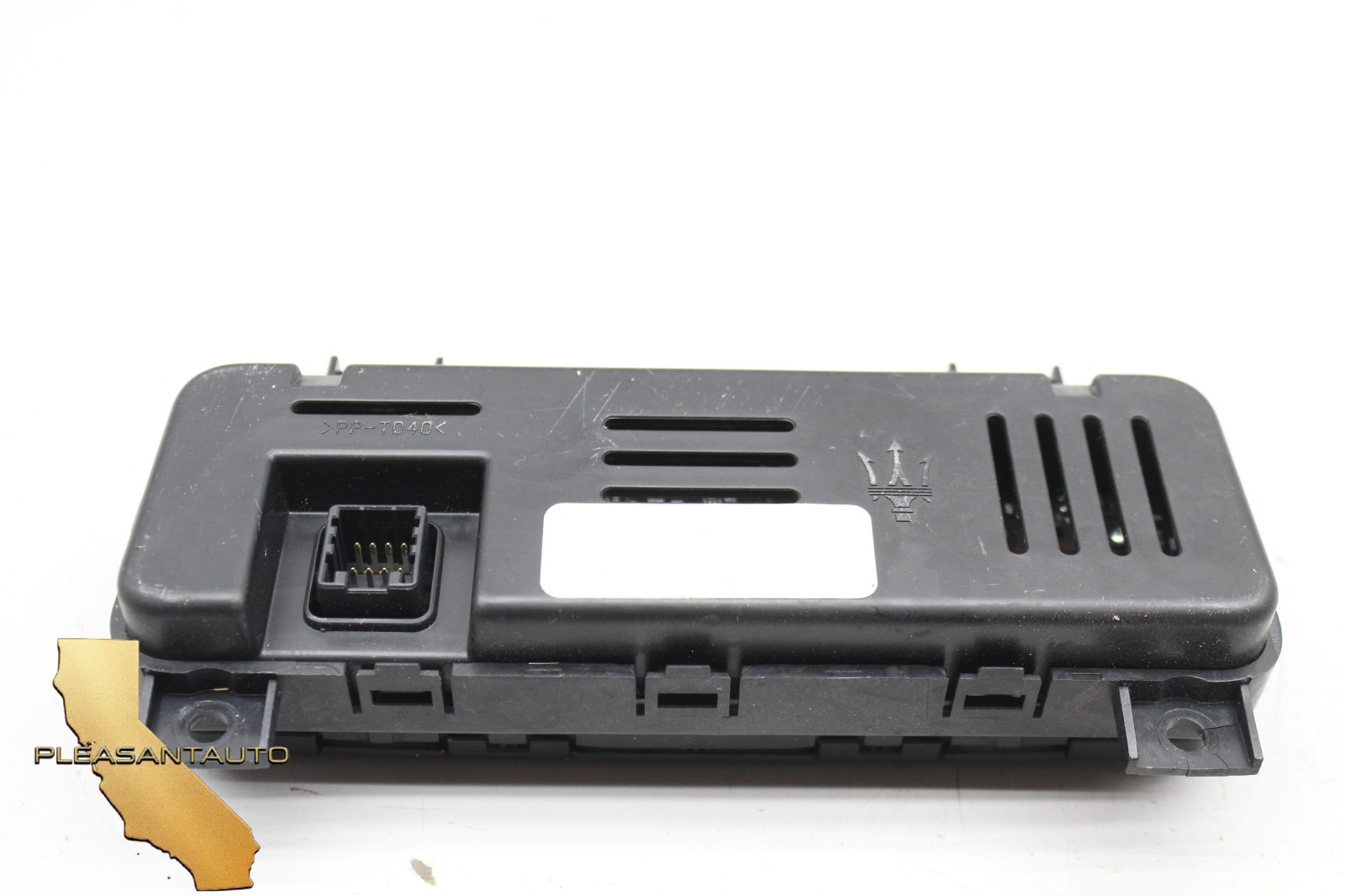 M139 03-13 Maserati Quattroporte Rear A/C Heater Climate Control Switch