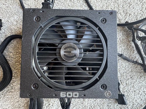 EVGA 600 BR 80 Plus Bronze 600W ATX Non-Modular Power Supply - Black - Bild 2 von 9