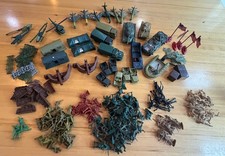 Vintage Army Men Lot 200 Pieces Tanks Planes Accessories Playset Mixed Lot
