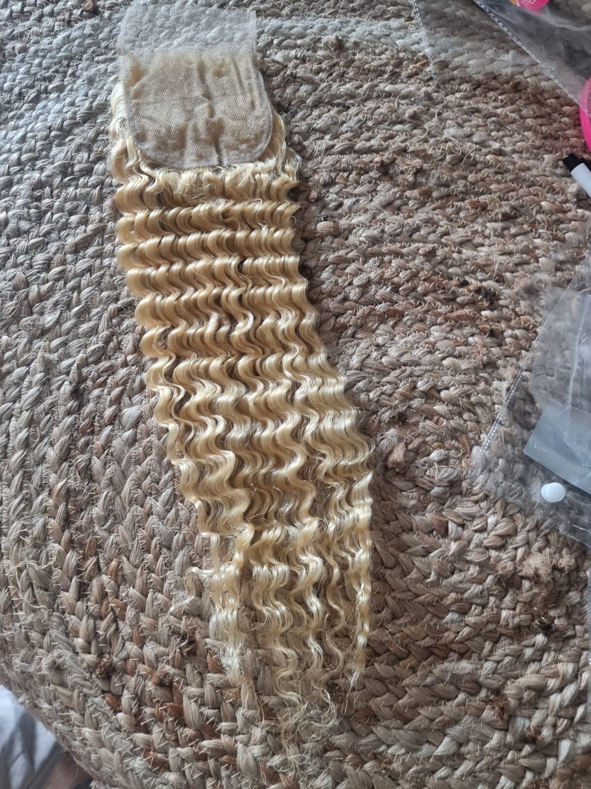 12A 22INCHES BRAZILIAN VIRGIN HUMAN HAIR BLONDE 613# 4x4 LACE CLOSURE DEEP WAVES