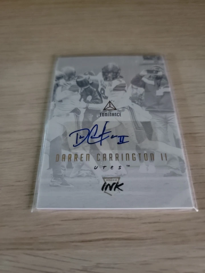 2018 Panini Luminance Football Darren Carrington II Rookie Ink Auto 64/99 SC457 - Image 2 of 3
