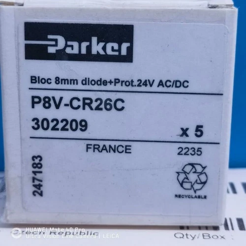 Parker P8V-CR26C Pneumatic Valve UPS Shipping