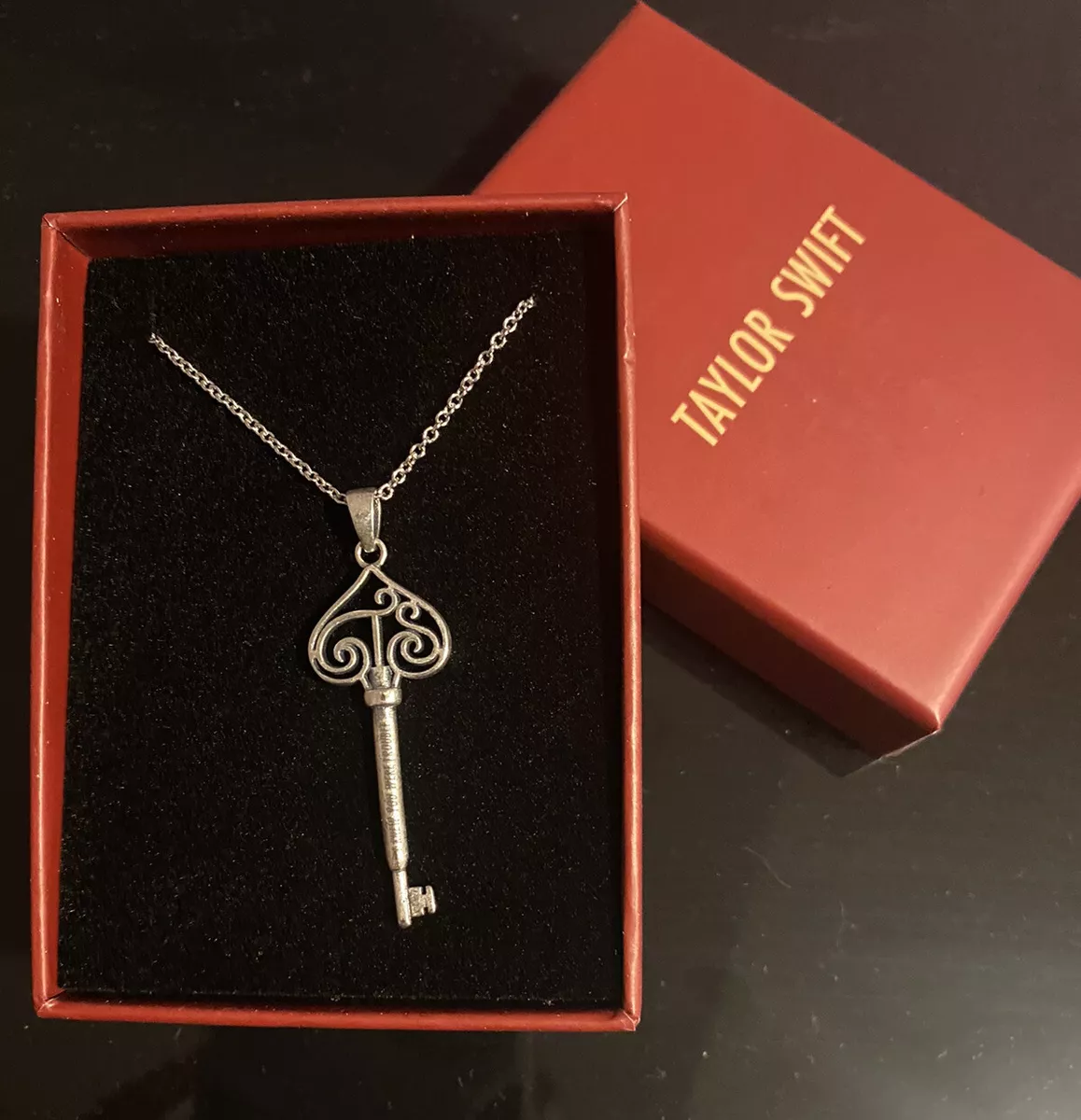 i knew you were trouble key necklace - taylor swift red merch