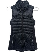 Lululemon Women  s Black Down For A Run Quilted Down Puffer Vest Full Zip Size 4