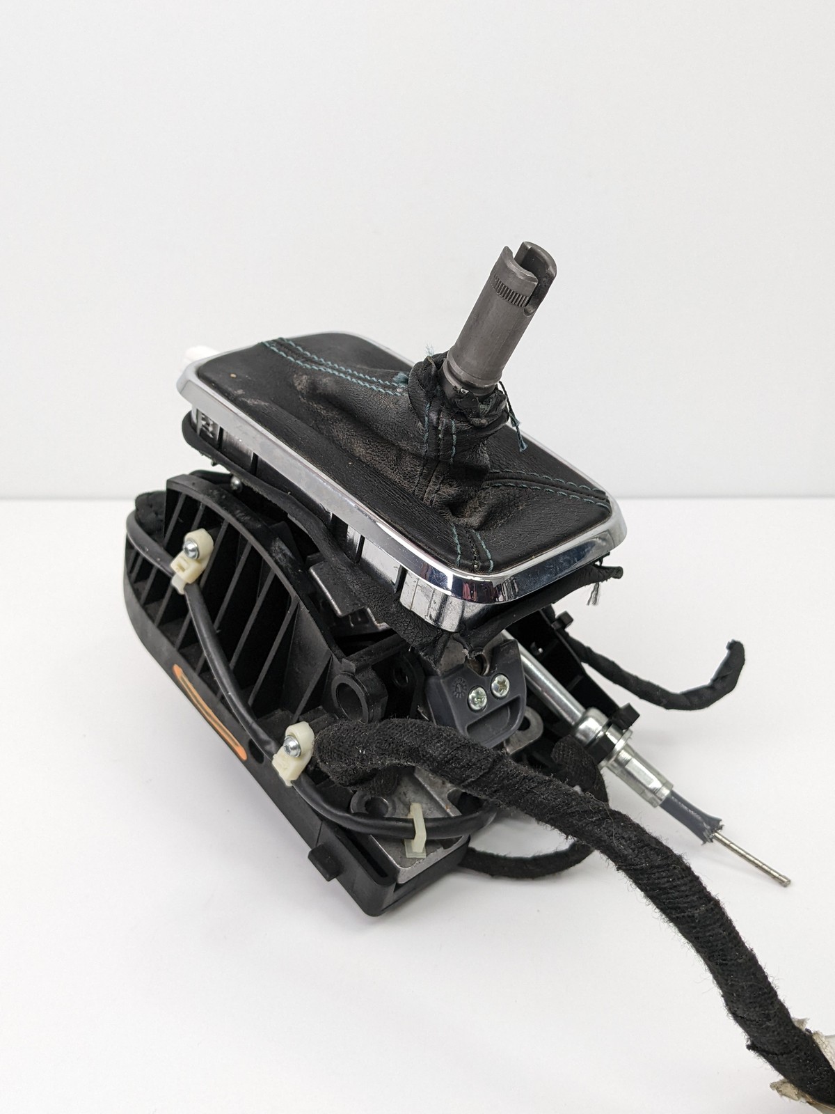 2007-19 MASERATI GRANTURISMO SHIFTER AUTO GEAR SELECTOR LEVER MECHANISM