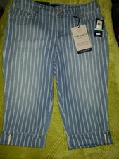 NWT Bandolino Capri Mandie Skimmer Blue White Stripe Size 8 Luxe 360 Stretch