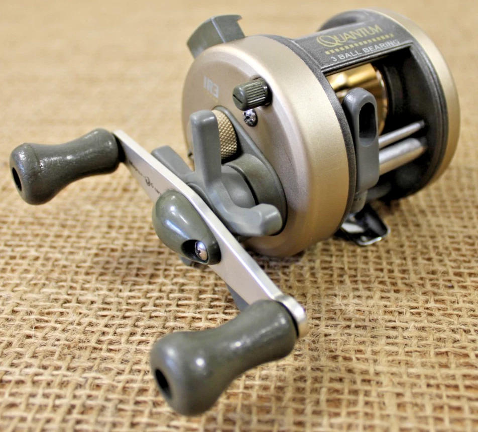 Quantum All Freshwater Right Baitcast Reel Fishing Reels for sale