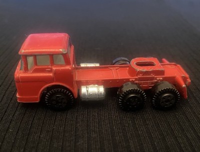 Vintage 1973 Yatming Ford F600 Cabover Red Semi Truck Tractor Rig Die Cast