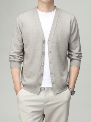 Men's Classic Knitted Cardigan Spring Autumn Pure Color Button Design
