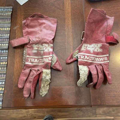 Red Fox Trackpaws Vintage Gloves 