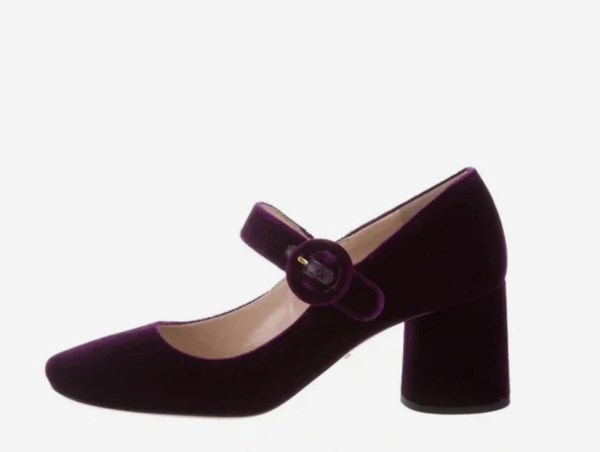 普拉达玛丽亚紫色天鹅绒方头粗跟玛丽珍 7.5 38 二手状况完好 999 美元 — 第 4/4 张图片