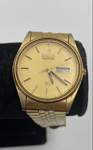 Vintage Seiko SQ Gold-Tone 5Y23-6020 Quartz Analog Wristwatch 62.74 Grams