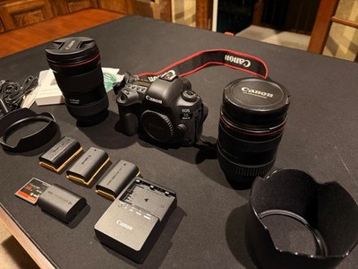 Canon EOS 5D Mark IV DSLR Bundle Low 5,797 Shutter + EF 24-70 2.8L + 16-35 III