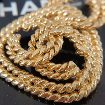 CHANEL Vintage CC Logo Gold Plated Key Ring Chain Bag Charm with