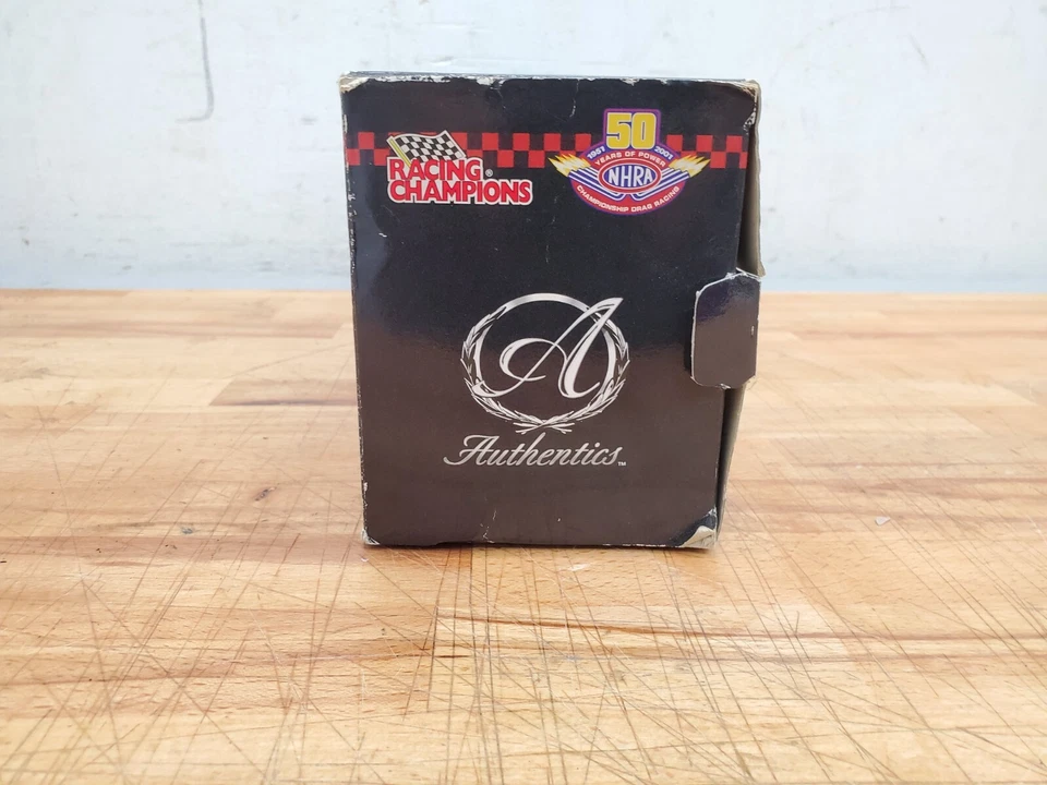 赛车冠军 Tony Schumacher The SARGE ARMY DRAGSTER 1:24 — 第 3/4 张图片