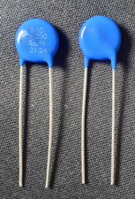 2 Stück - Scheiben-Varistor 250V 320V 2500A RM:7.5m