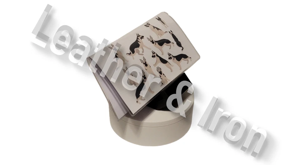 Cubierta de chequera de vinilo con diseño negro y tostado claro para perro pastor alemán Foto 2 de 4