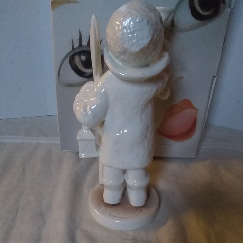 Figurina Hummel Goebel Expressions of Youth Hear Ye 15/11 #166 come nuova scatola - Foto 4 di 6