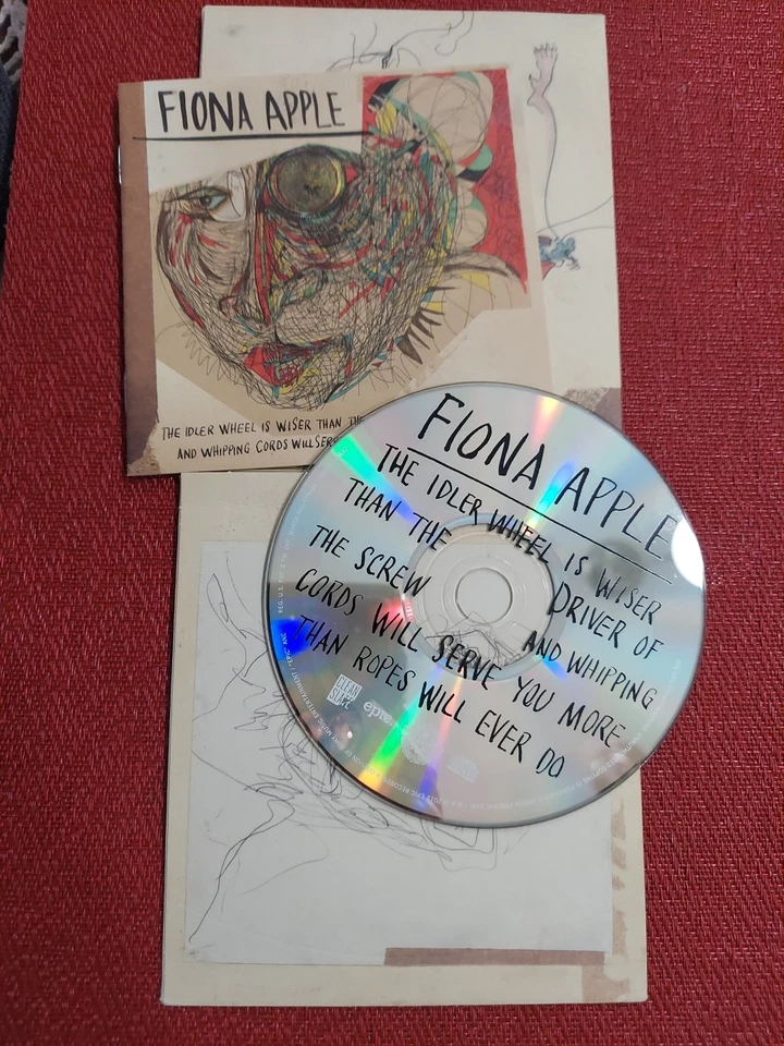 The Idler Wheel Is Wiser Than The Driver Of The Screw and Whipping Cords CD Foto 4 de 4