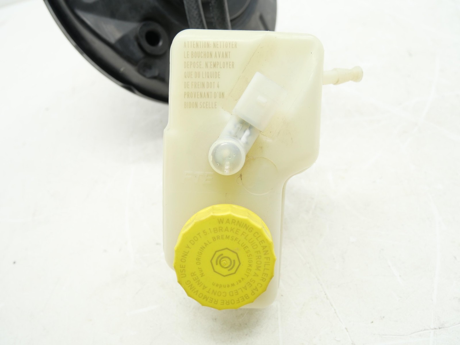 Used Power Brake Booster Master Cylinder Reservoir 2016-2021 McLaren 570S OEM
