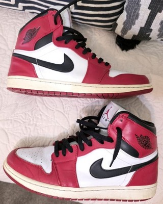 Size 13 Nike Air Jordan 1 High ''Chicago'' 2013 332550-163