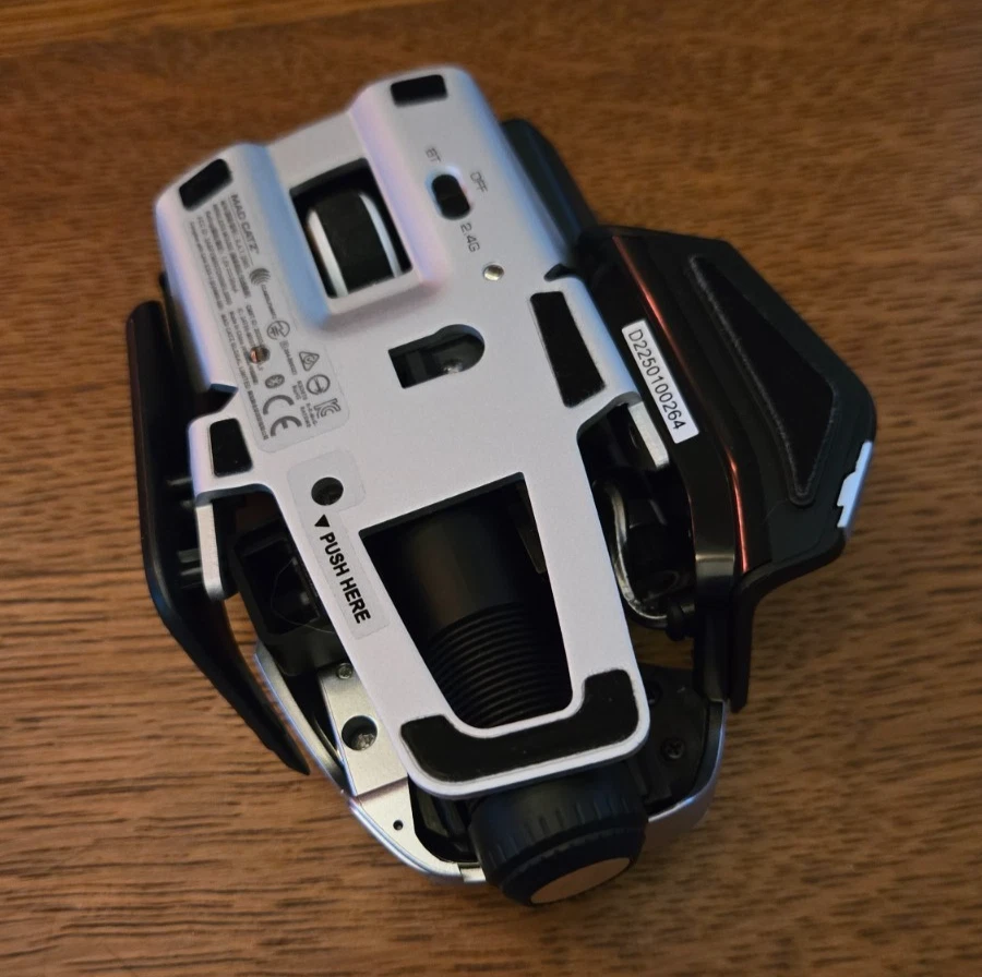 Mad Catz R.A.T DWS Wireless Gaming Mouse—Open Box - Image 3 of 4