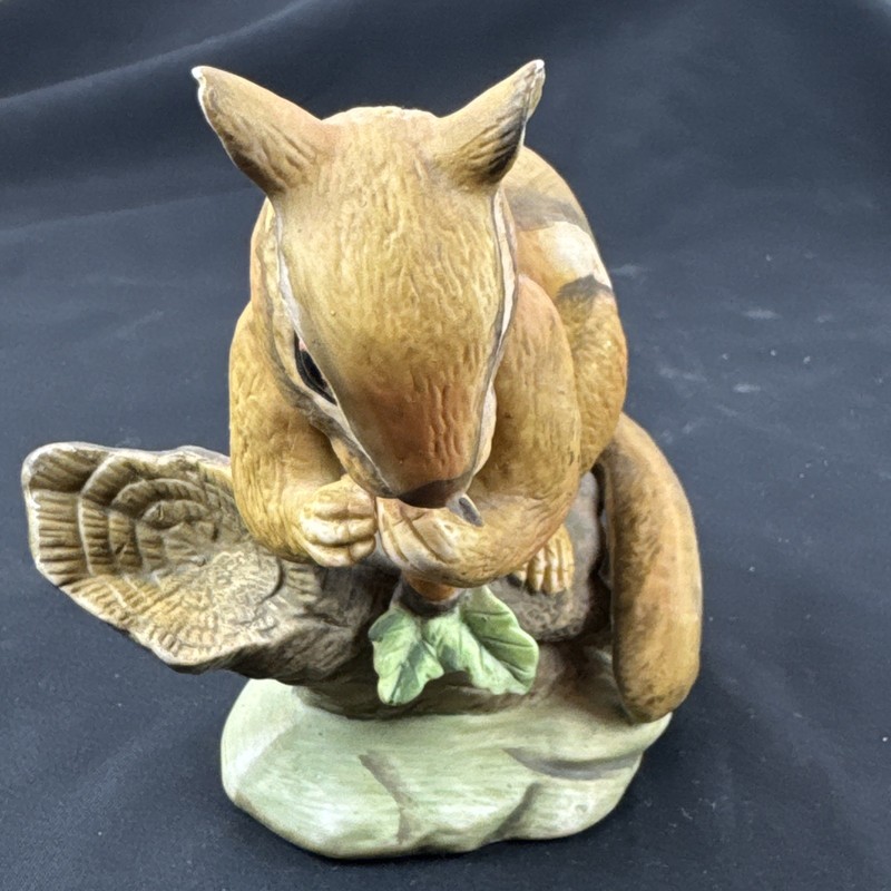 Rare Vintage Royal Crown Chipmunk On Tree Stump Porcelain Figurine By J. Byron