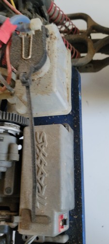 Traxxas TMaxx 3.3 Nitro 4WD R/C Monster Truck w/EZ Start - Untested - Picture 7 of 24
