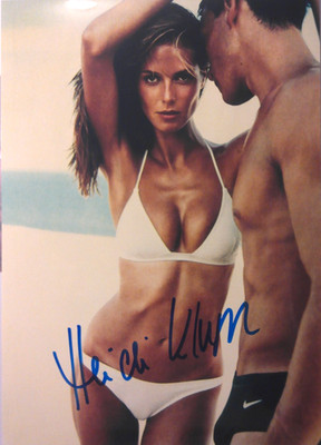 Heidi Klum orig. Autogramm  20x30 SEXY