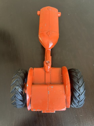 1947 American Precision ALLIS-CHALMERS MODEL "C" TRACTOR 1/12 No Box No Steering - Picture 5 of 10