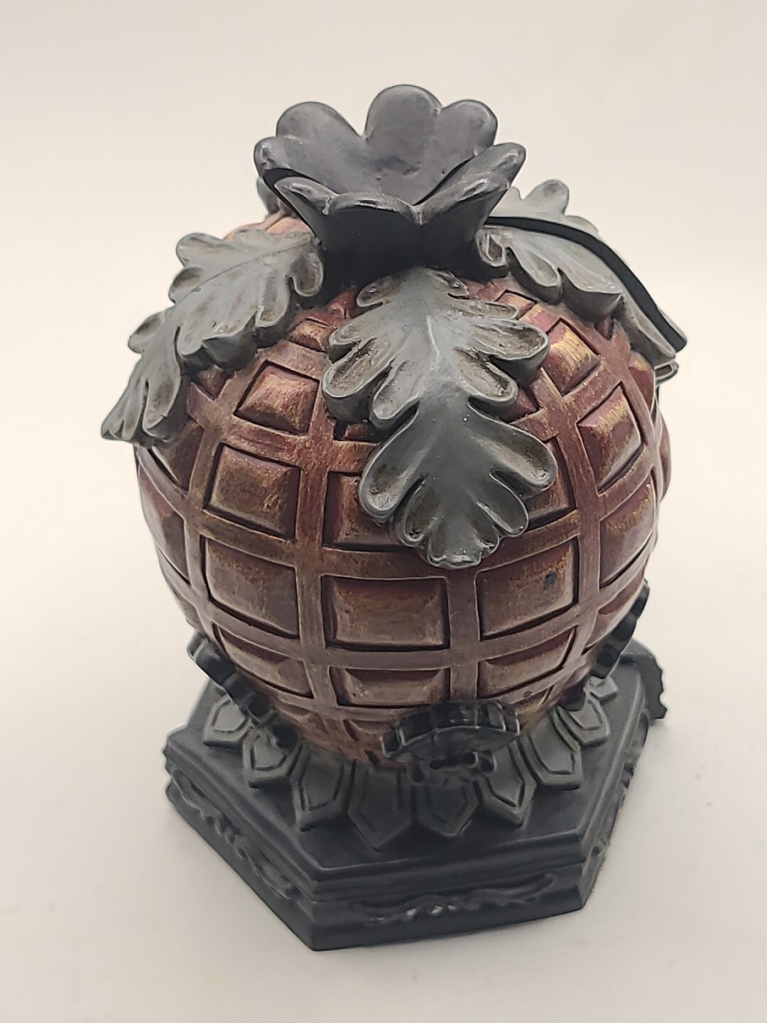 Picture 1 of 4
